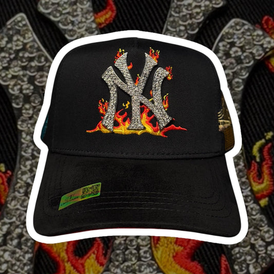 “NY Flames Black” (CapsFans)