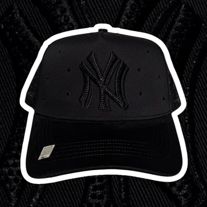 “NY Black Crystals” (Kevin Hats)(Bigg Boss)