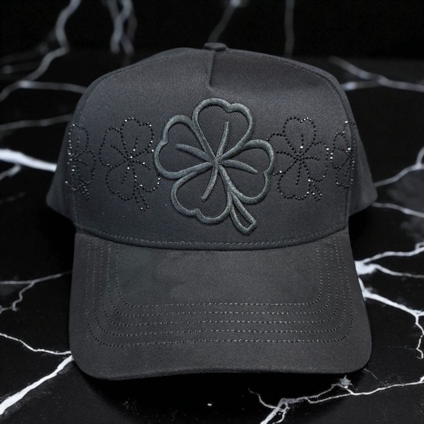 “Trebol Total Black” Full Set (Caballo Blanco)