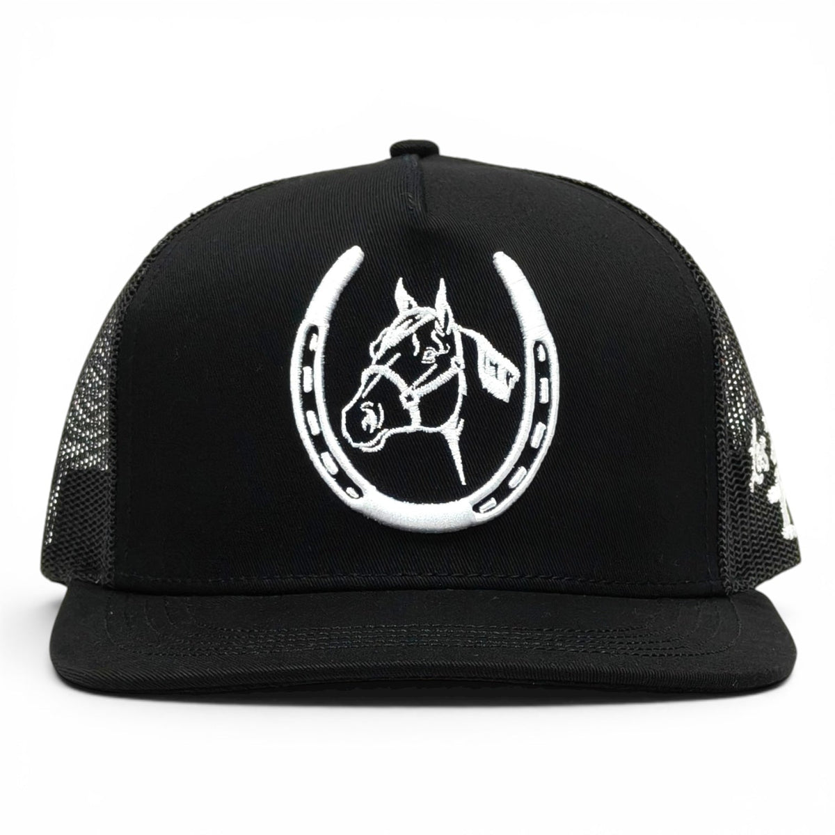 “Herradura” Blk/White Snapback (Los 3 Potrillos)